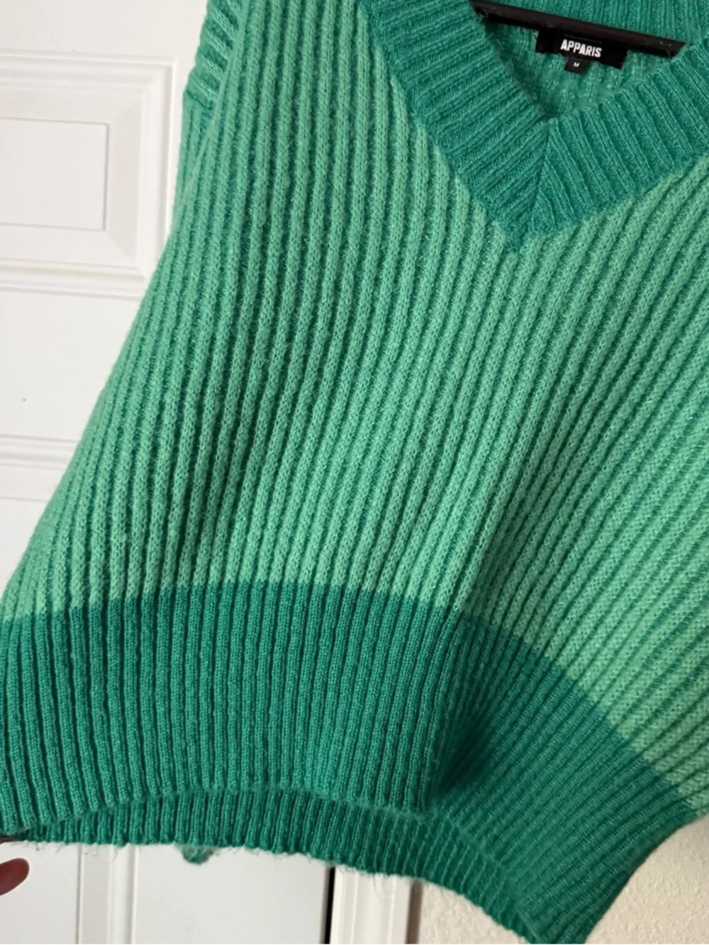 APPARIS teal mint rib ribbed recycled poly v-neck boxy cropped sweater‎